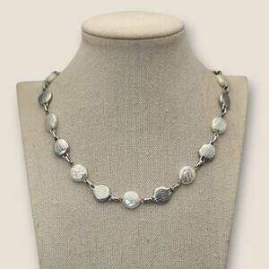 Disc Silver and Pearl Bead Necklace